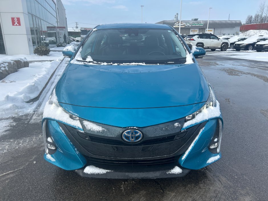 2022 Toyota Prius Prime Upgrade tech-8