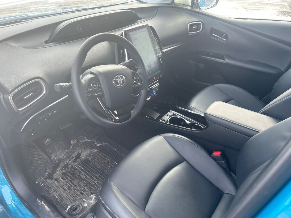 2022 Toyota Prius Prime Upgrade tech-5