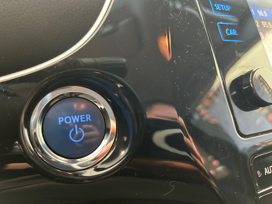 2018 Toyota Prius-18
