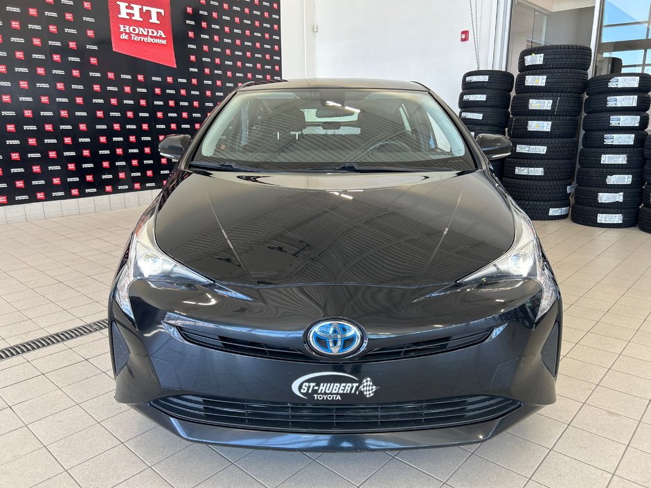2018 Toyota Prius-2