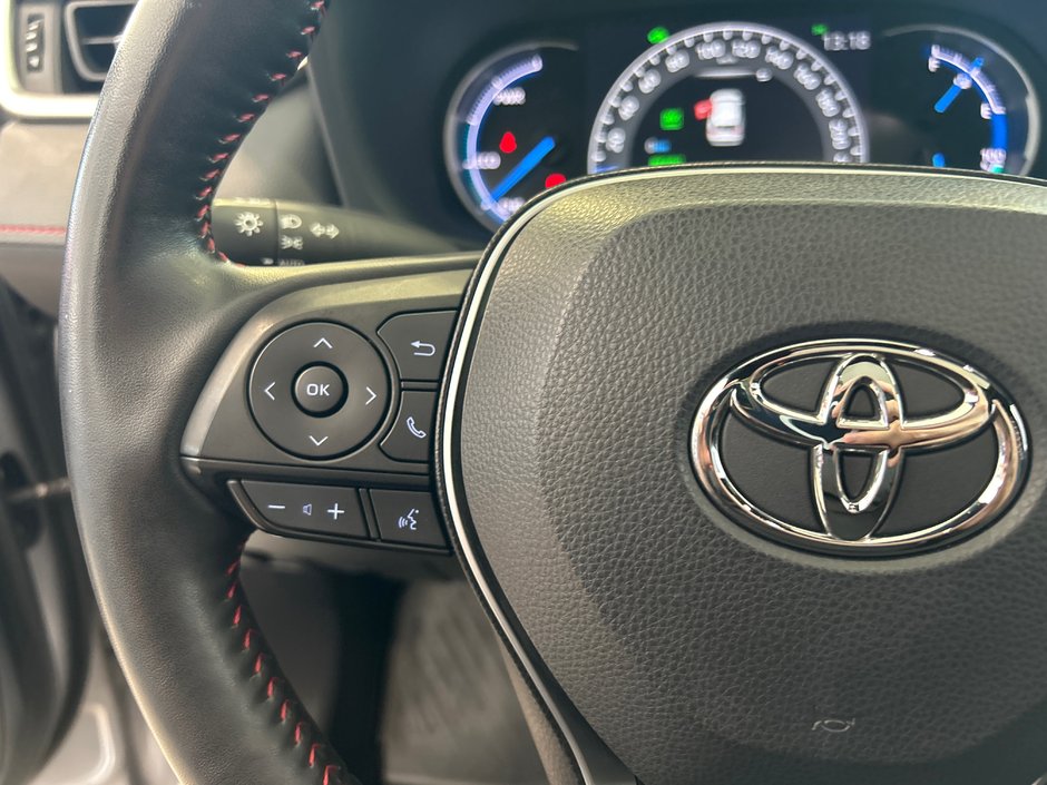 2022 Toyota RAV4 Prime XSE-32