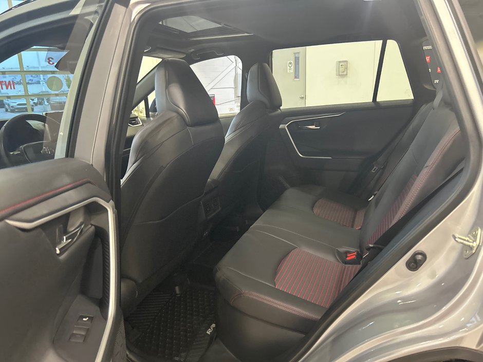 Toyota RAV4 Prime XSE 2024-9