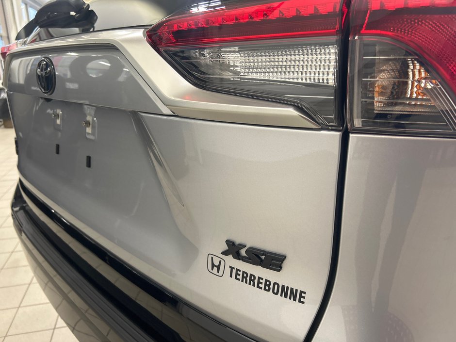 Toyota RAV4 Prime XSE 2024-11