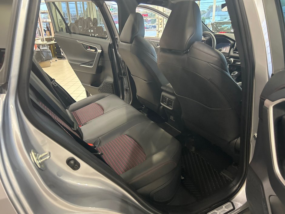 Toyota RAV4 Prime XSE 2024-12