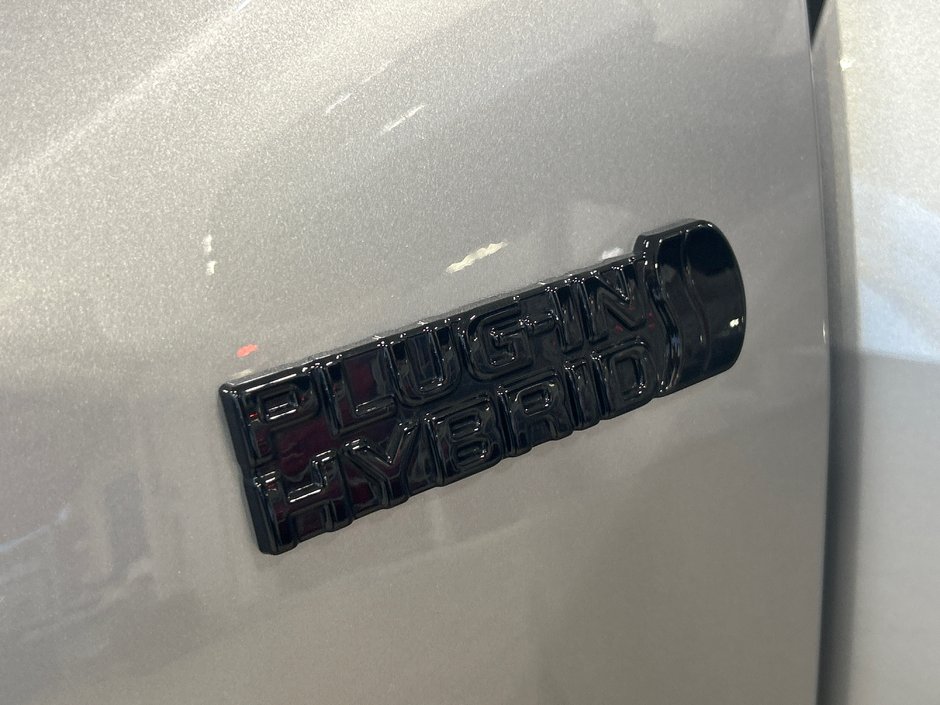 Toyota RAV4 Prime XSE 2024-18