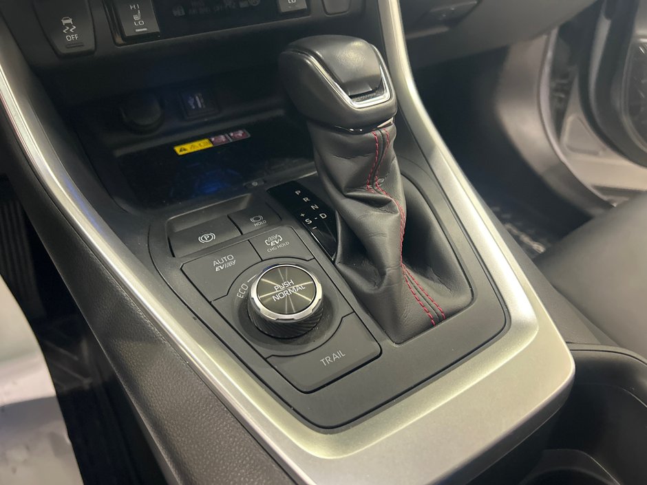 Toyota RAV4 Prime XSE 2024-24