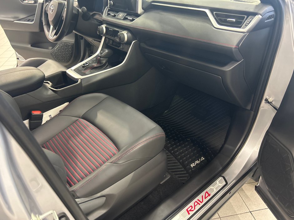 Toyota RAV4 Prime XSE 2024-14