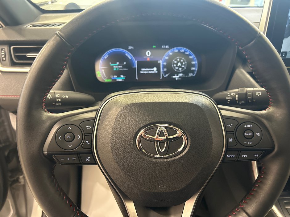 Toyota RAV4 Prime XSE 2024-29