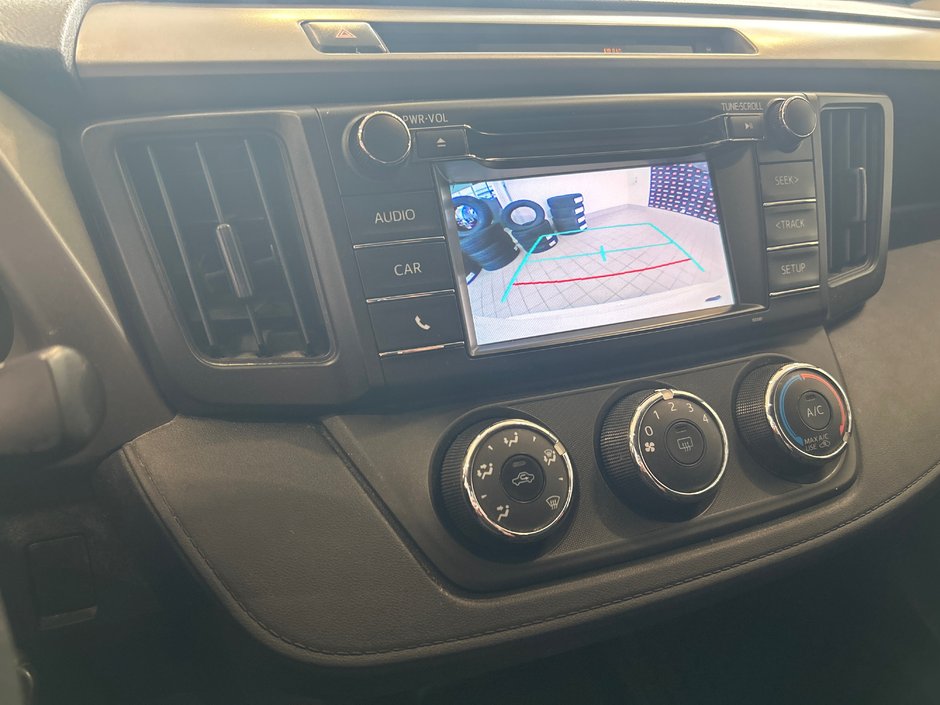 Toyota RAV4 LE 2016-17