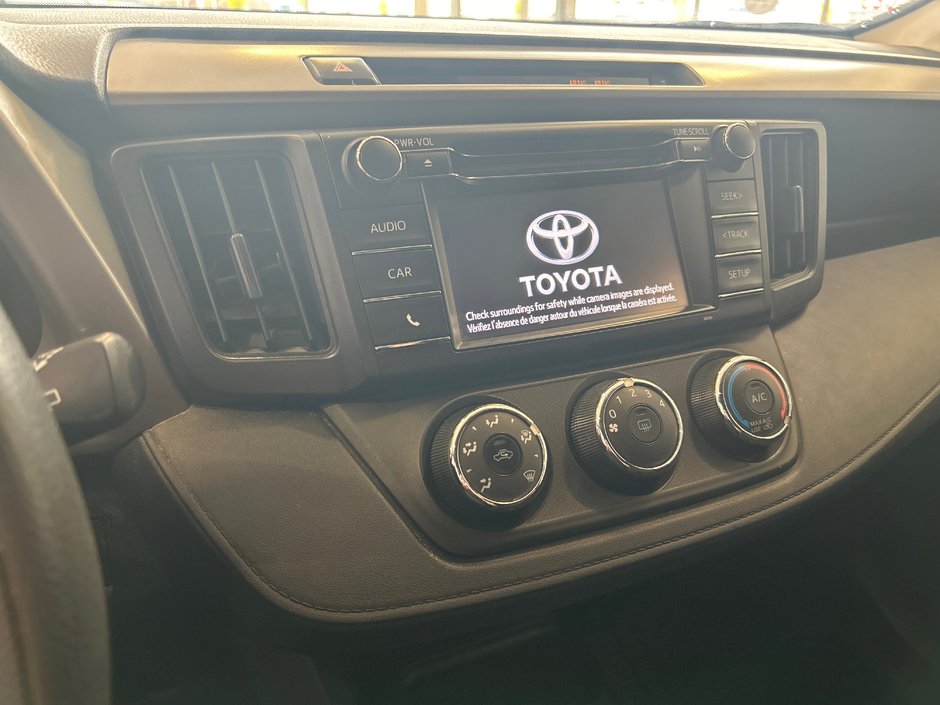 Toyota RAV4 LE 2016-16