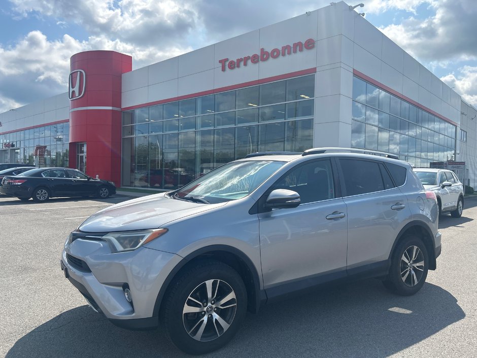 Toyota RAV4 XLE 2017-0
