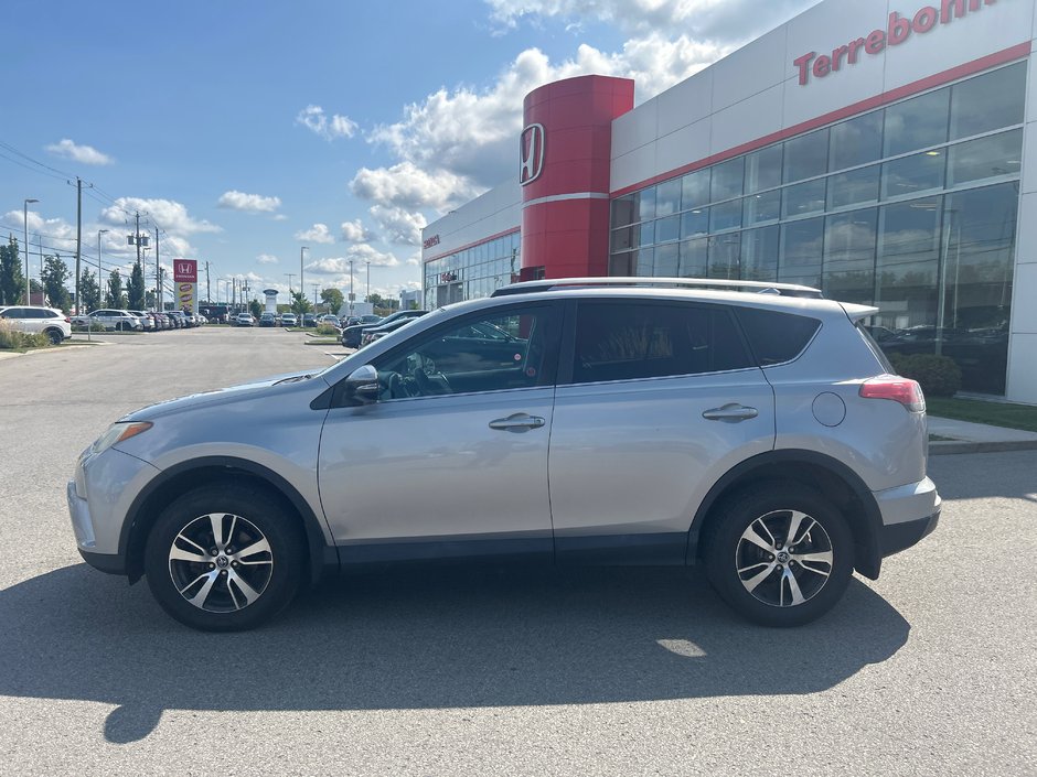 Toyota RAV4 XLE 2017-2