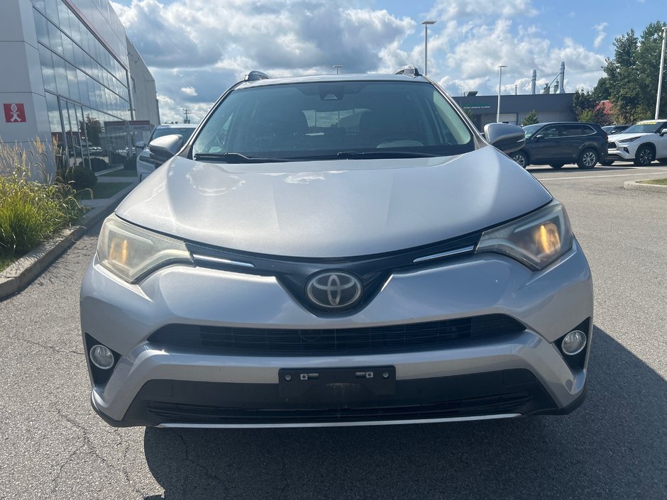 Toyota RAV4 XLE 2017-8