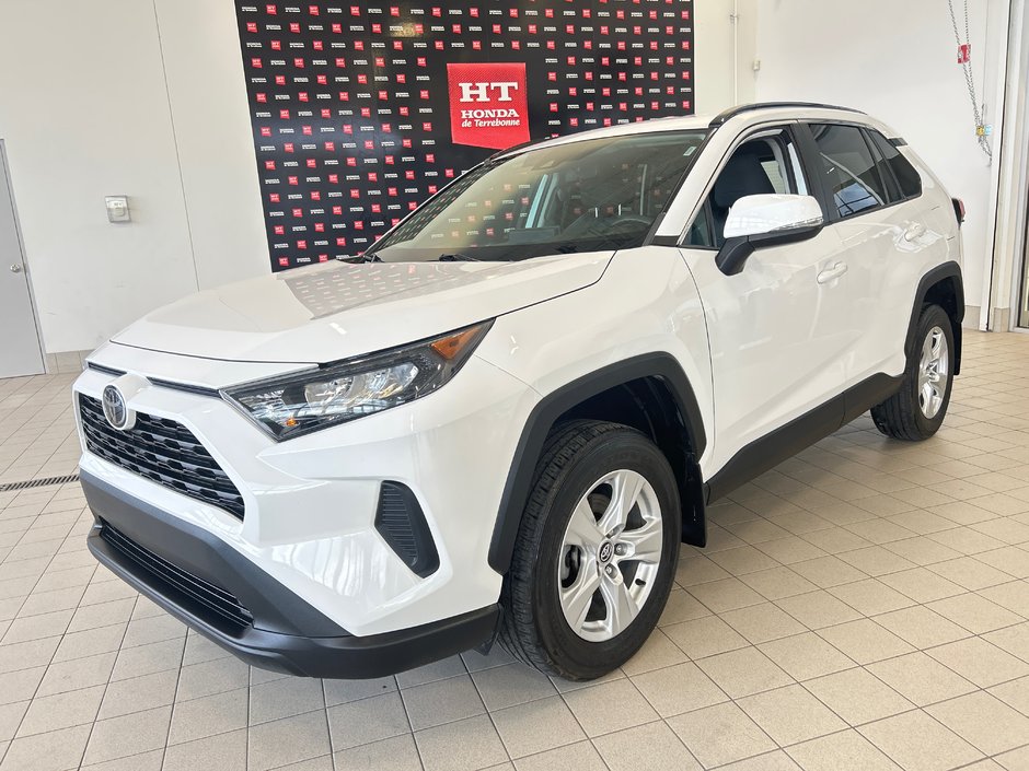 2019 Toyota RAV4 LE-0