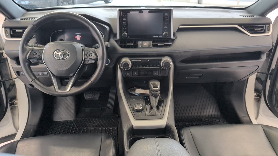 2021 Toyota RAV4 Hybrid  XSE-17