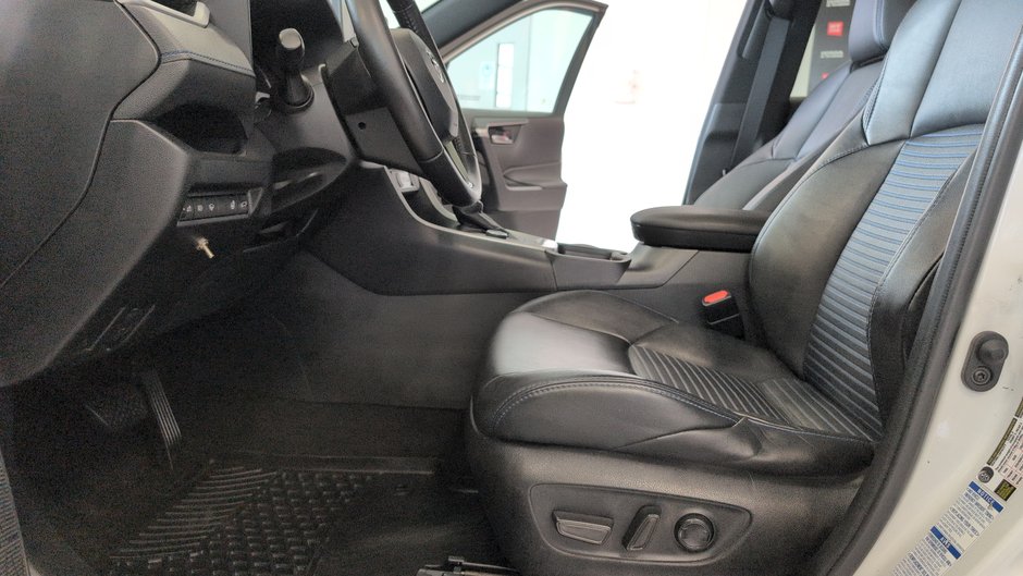 2021 Toyota RAV4 Hybrid  XSE-19