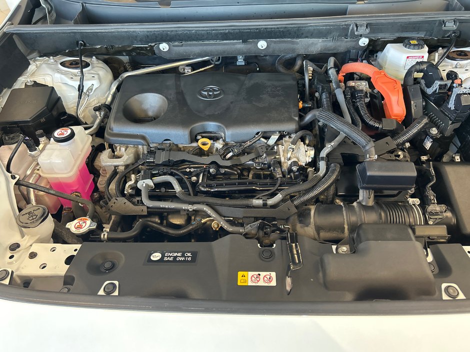 Toyota RAV4 Hybrid XSE 2023-14