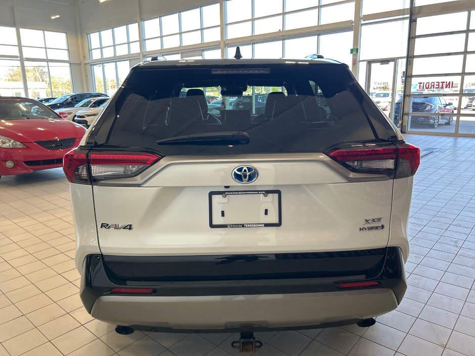 Toyota RAV4 Hybrid XSE 2023-5