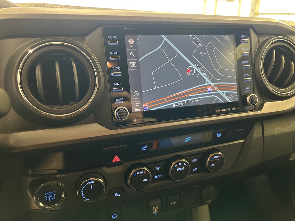 2020 Toyota Tacoma TRD Sport-22