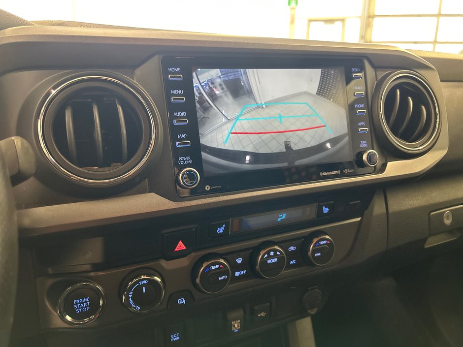 2020 Toyota Tacoma TRD Sport-23