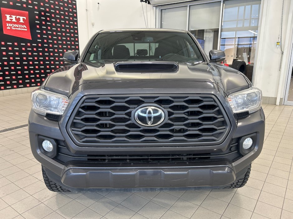 2020 Toyota Tacoma TRD Sport-3