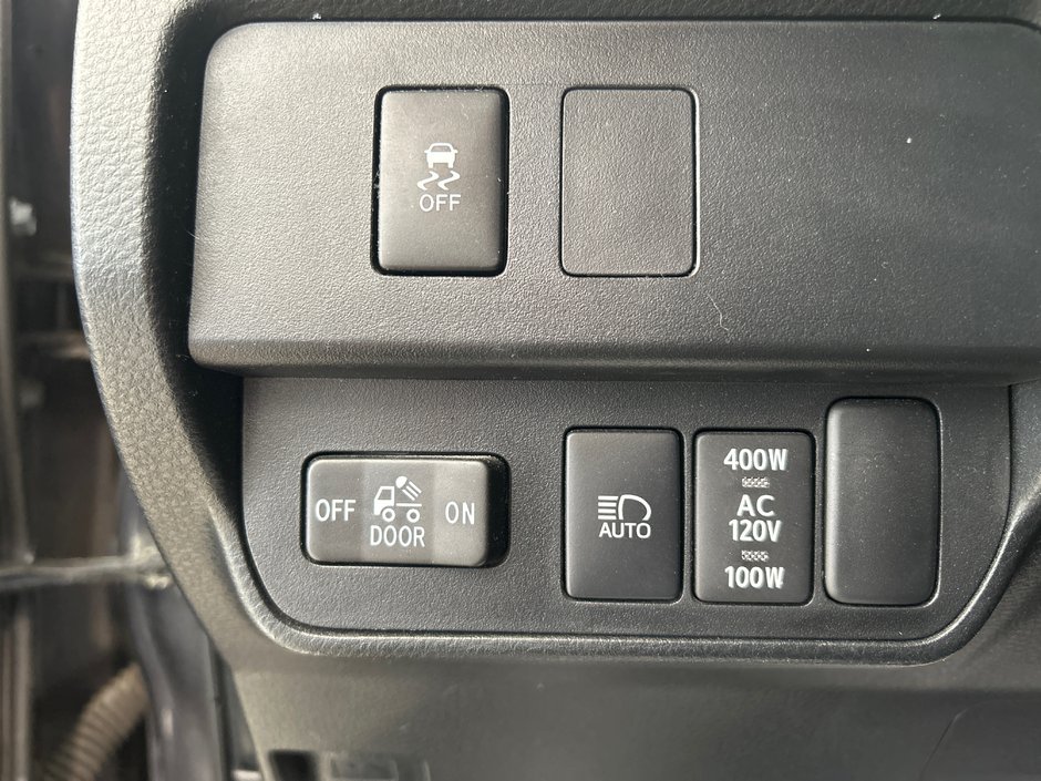 2023 Toyota Tacoma Sport TRD-18