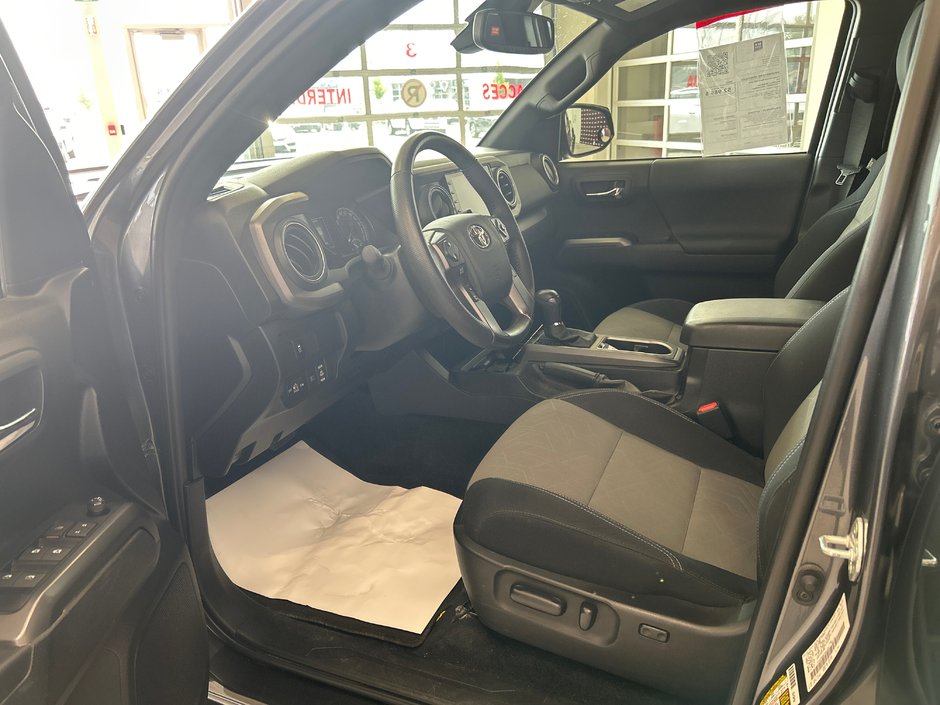 2023 Toyota Tacoma Sport TRD-16