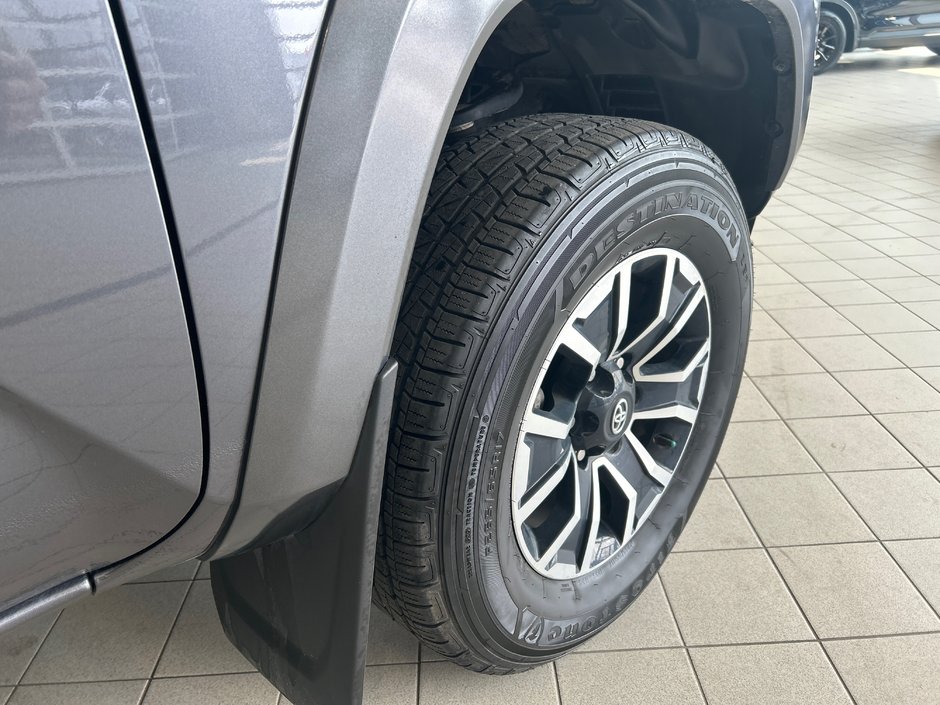 2023 Toyota Tacoma Sport TRD-14