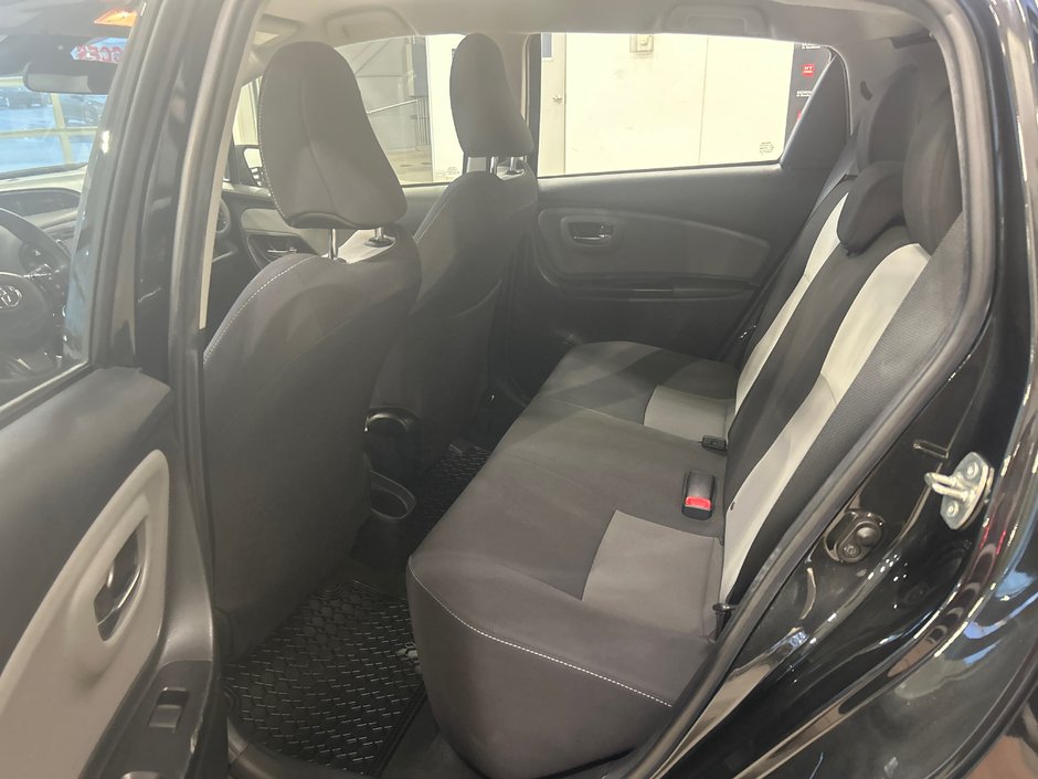 2019 Toyota Yaris Hatchback LE-9