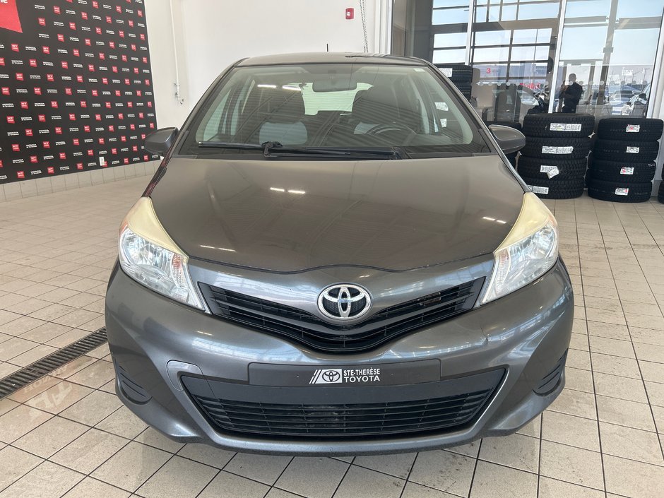 Toyota Yaris LE 2012-2