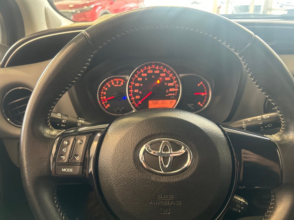 2015 Toyota Yaris SE-19