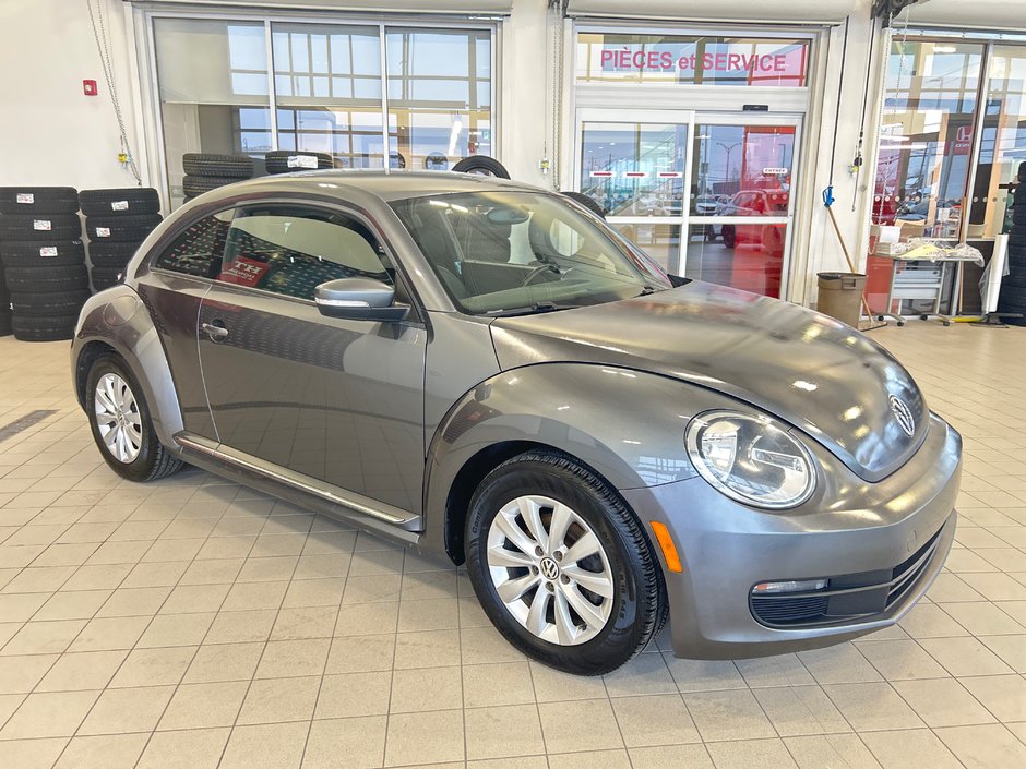 Volkswagen Beetle Coupe TDI 2013-4