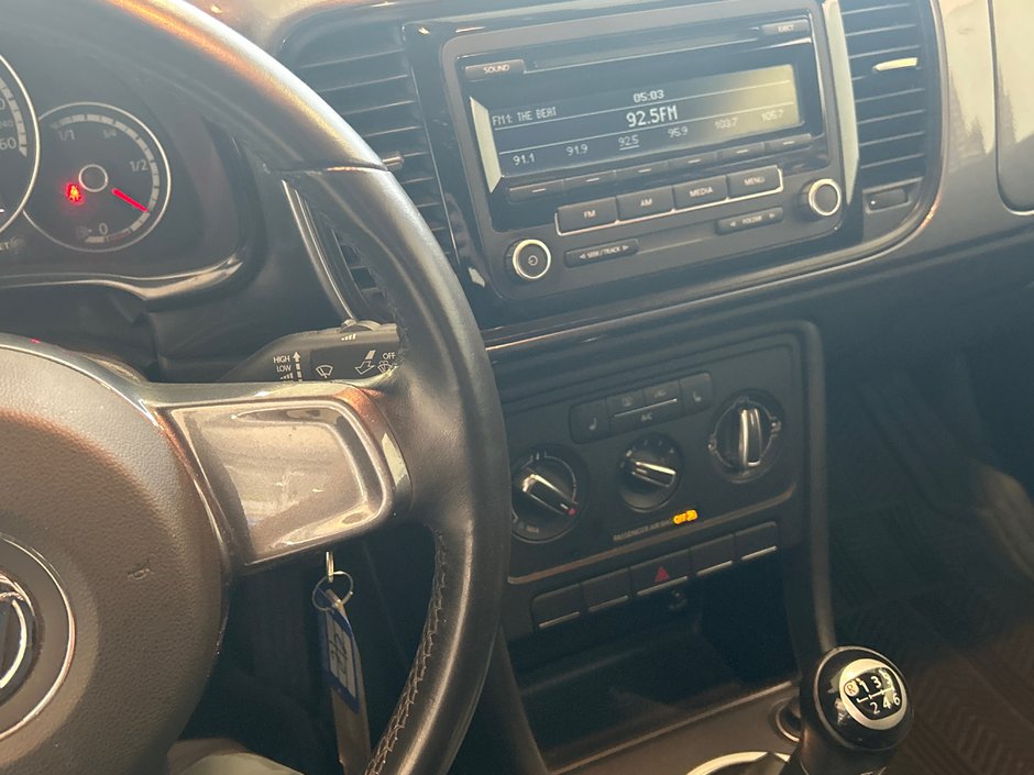 Volkswagen Beetle Coupe TDI 2013-15