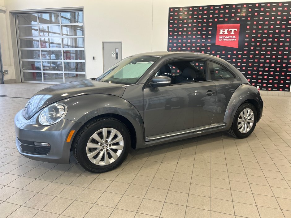 Volkswagen Beetle Coupe TDI 2013-1