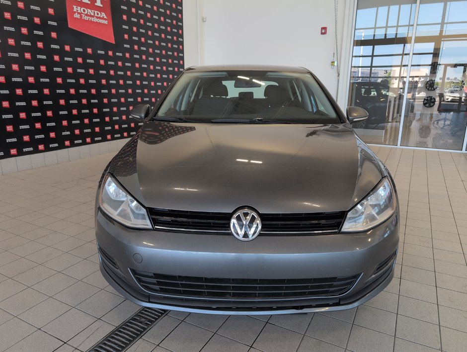Volkswagen Golf  2016-1