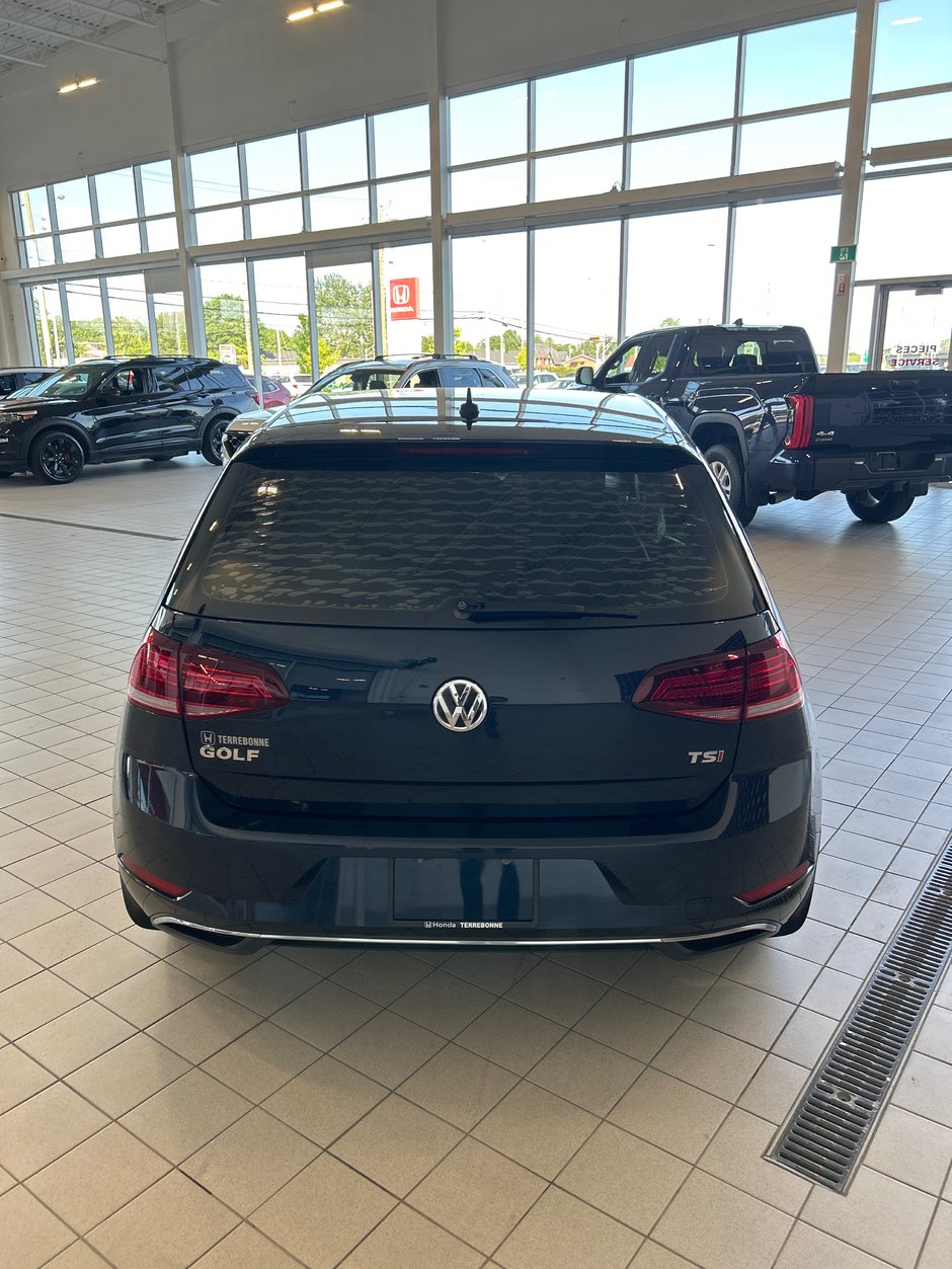 Volkswagen Golf Trendline 2018-6