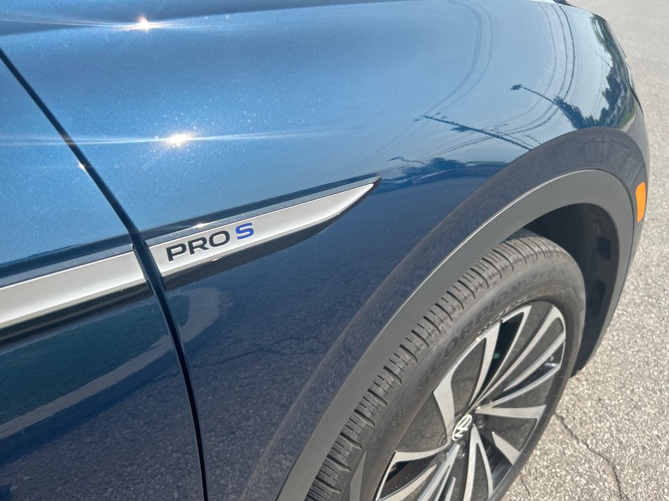 2023 Volkswagen ID.4 Pro S-4