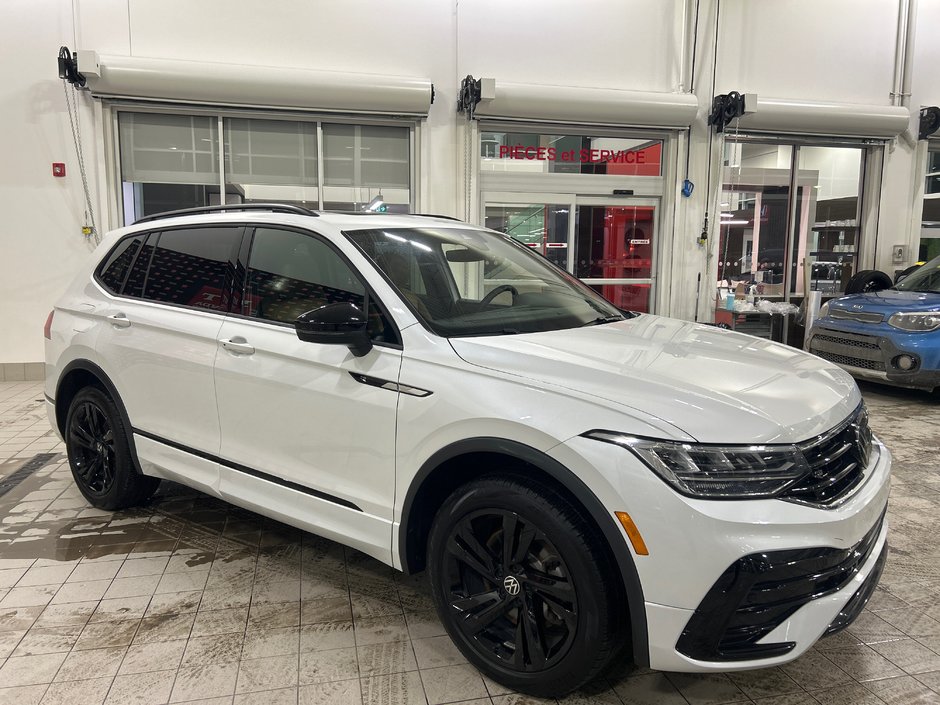 2023 Volkswagen Tiguan Comfortline R-Line Black Edition-4