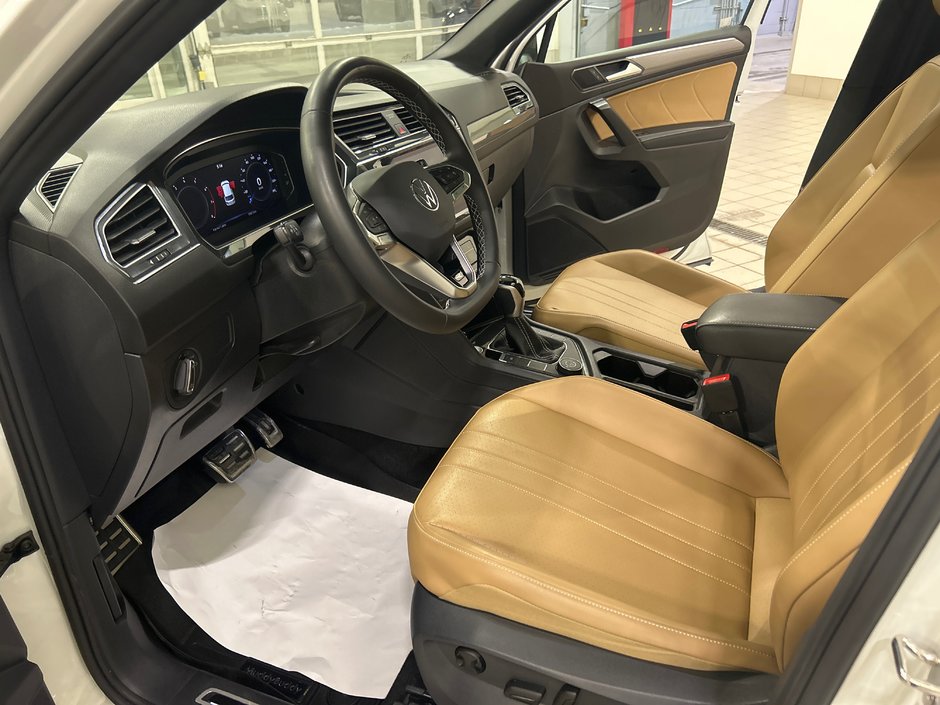 2023 Volkswagen Tiguan Comfortline R-Line Black Edition-20