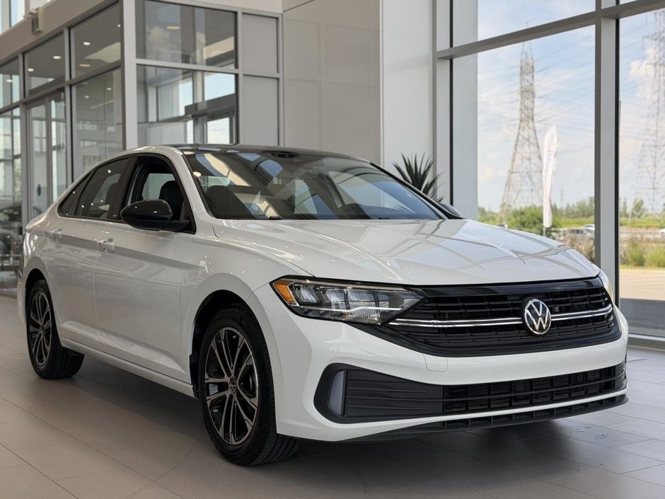 Volkswagen Jetta Comfortline SPORT PACK | TOIT | CARPLAY | CUIR +++ 2024 à Laval, Québec