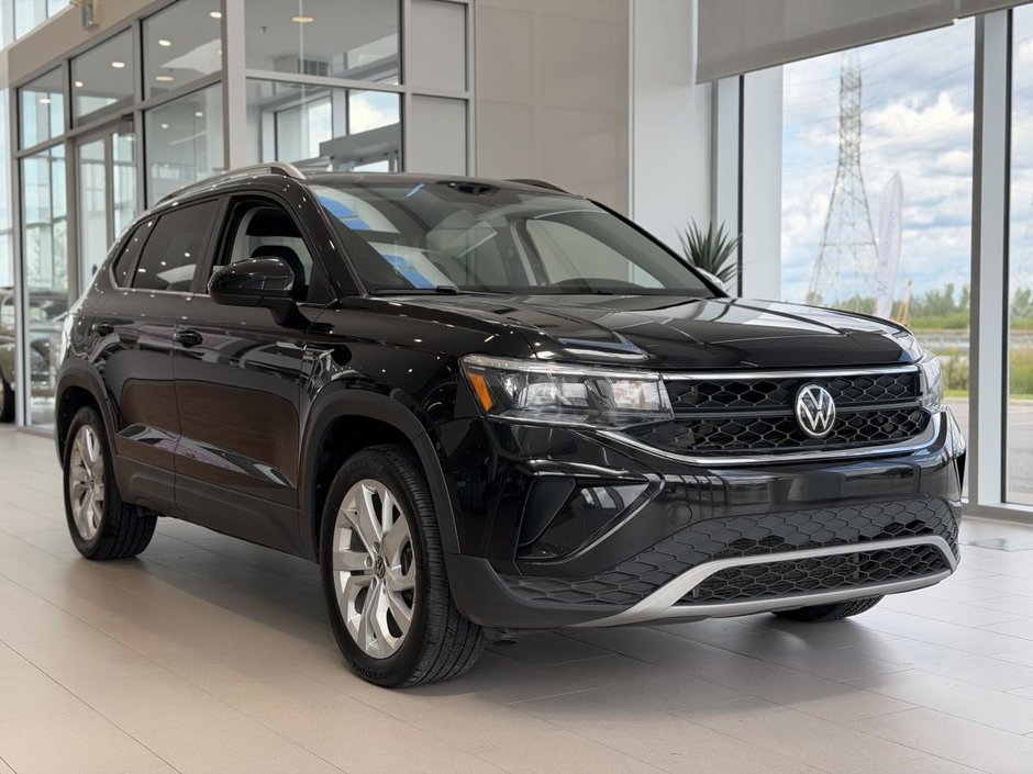 Volkswagen Taos Comfortline 4MOTION | TOIT PANO | CUIR | CARPLAY | CAMÉRA +++ 2022 à Laval, Québec