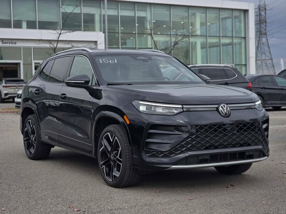 2026 Volkswagen Tiguan Highline R-Line Turbo 4MOTION | CAMÉRA 360 | HARMAN KARDON | NAV | TOIT PANO | CUIR | CARPLAY +++ in Laval, Quebec