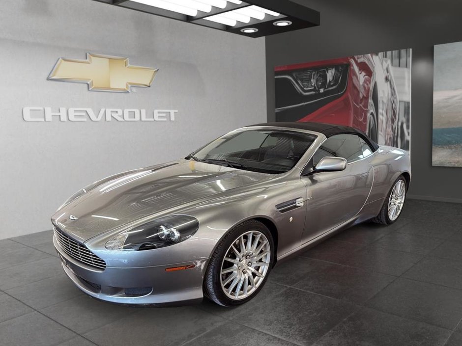 Aston Martin DB9  2006 à Saint-Hyacinthe, Québec - w940px