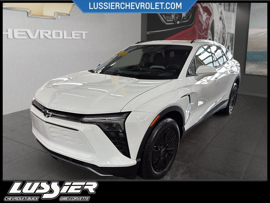 Chevrolet BLAZER EV LT  2025 à Saint-Hyacinthe, Québec - w940px