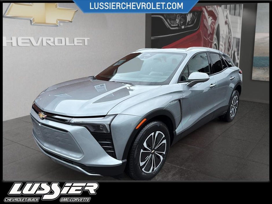 Chevrolet BLAZER EV LT  2025 à Saint-Hyacinthe, Québec - w940px