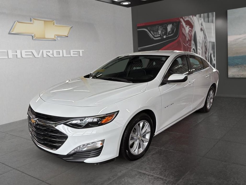 Chevrolet Malibu  2022 à Saint-Hyacinthe, Québec - w940px