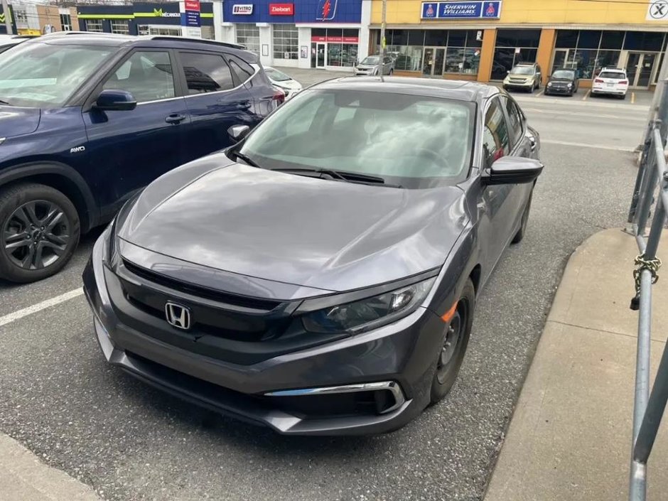 Honda Civic  2020 à Saint-Hyacinthe, Québec - w940px