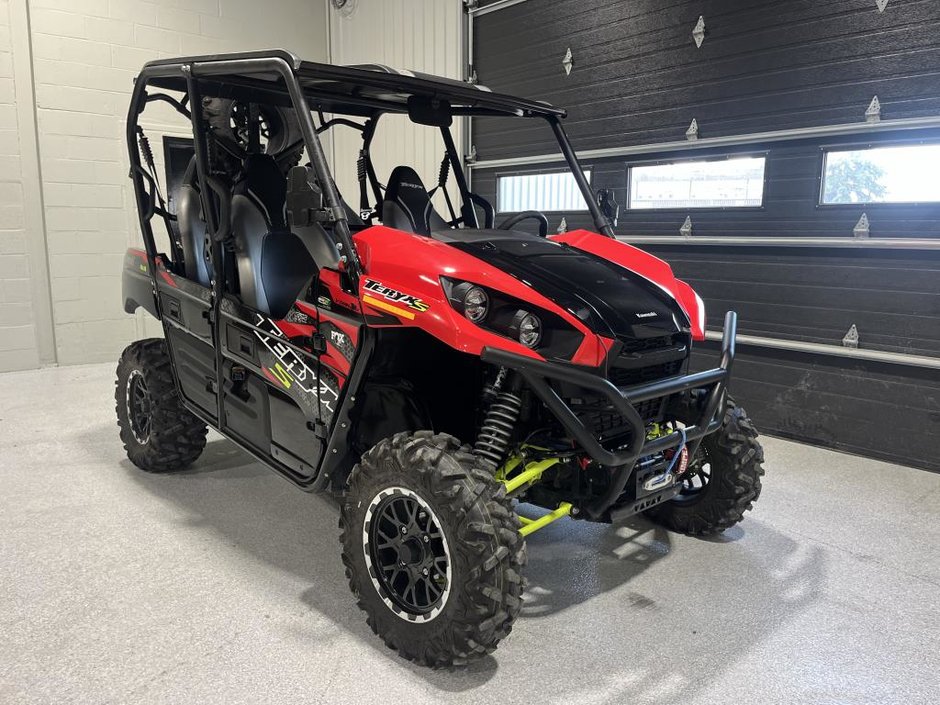 Kawasaki Teryx  2023 à Saint-Hyacinthe, Québec - w940px