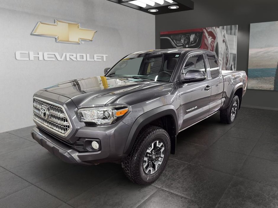 Toyota Tacoma  2017 à Saint-Hyacinthe, Québec - w940px