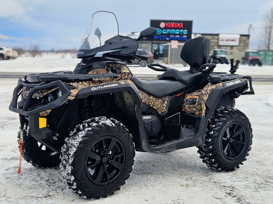 2022 Can-Am Outlander 650 MAX XT